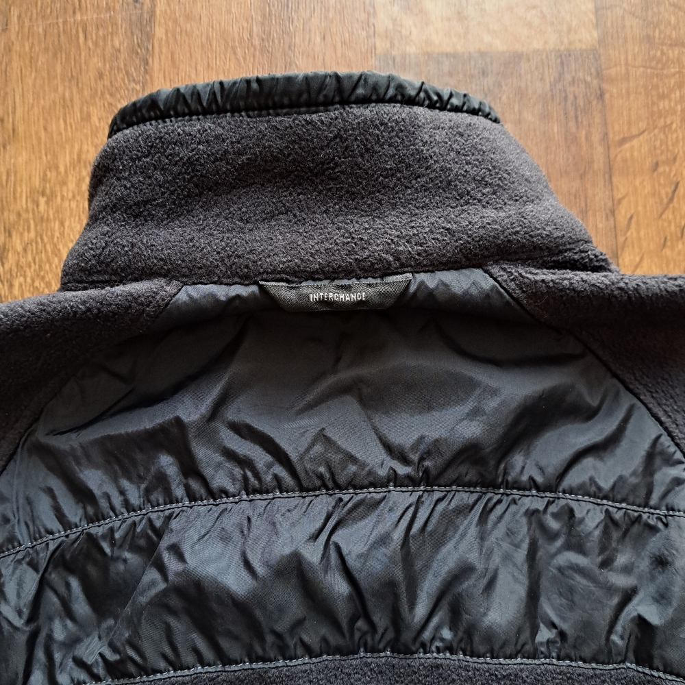Columbia Zip-Up Fleece Sweater - Medium - Picture 13 of 15